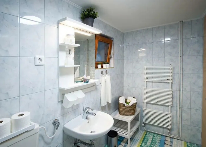 Apartma Liza Apartment *